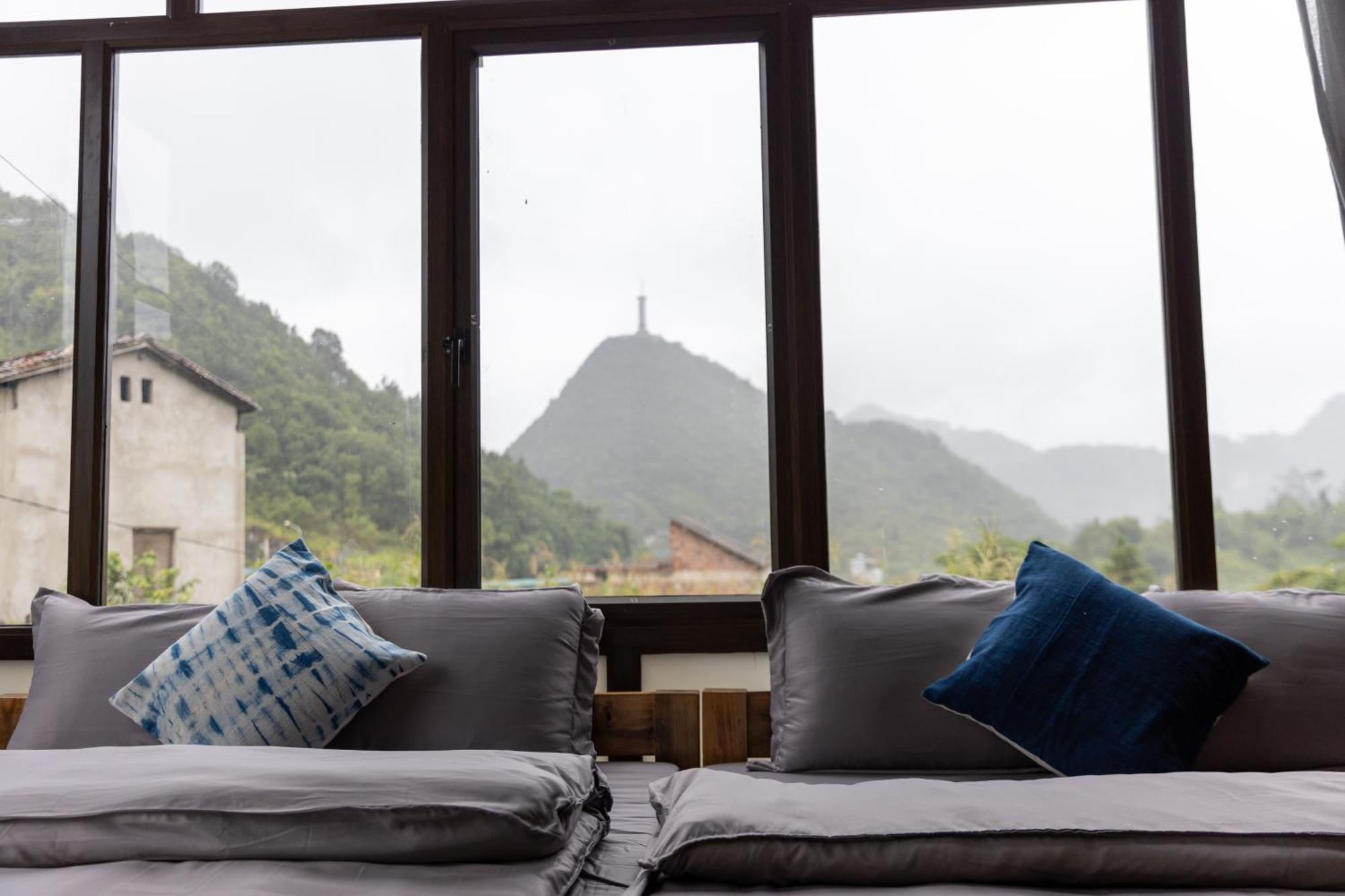 Khoi Homestay And Restaurant Loung Co Esterno foto