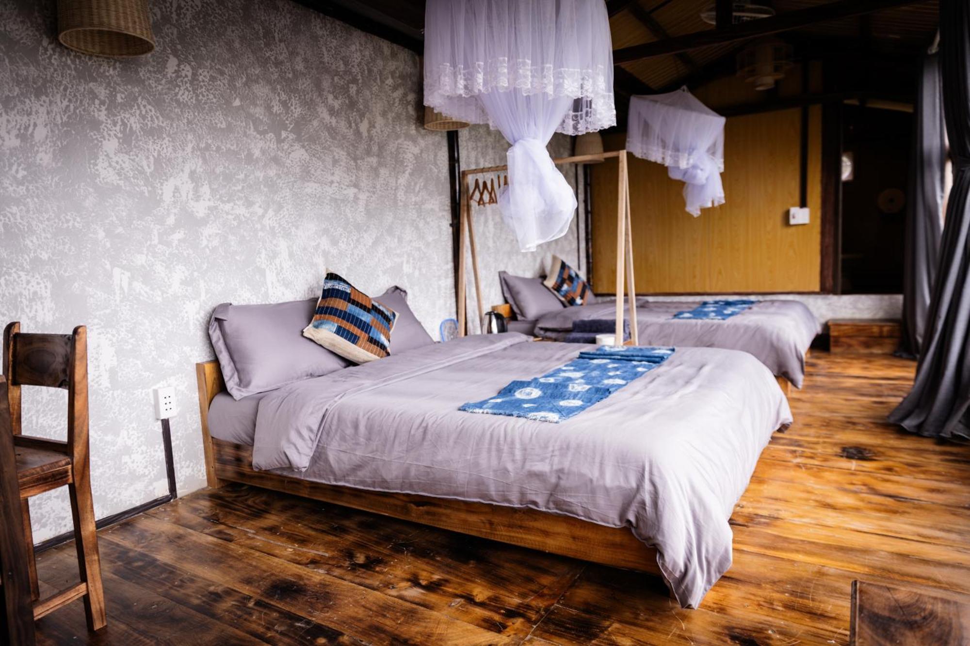 Khoi Homestay And Restaurant Loung Co Esterno foto