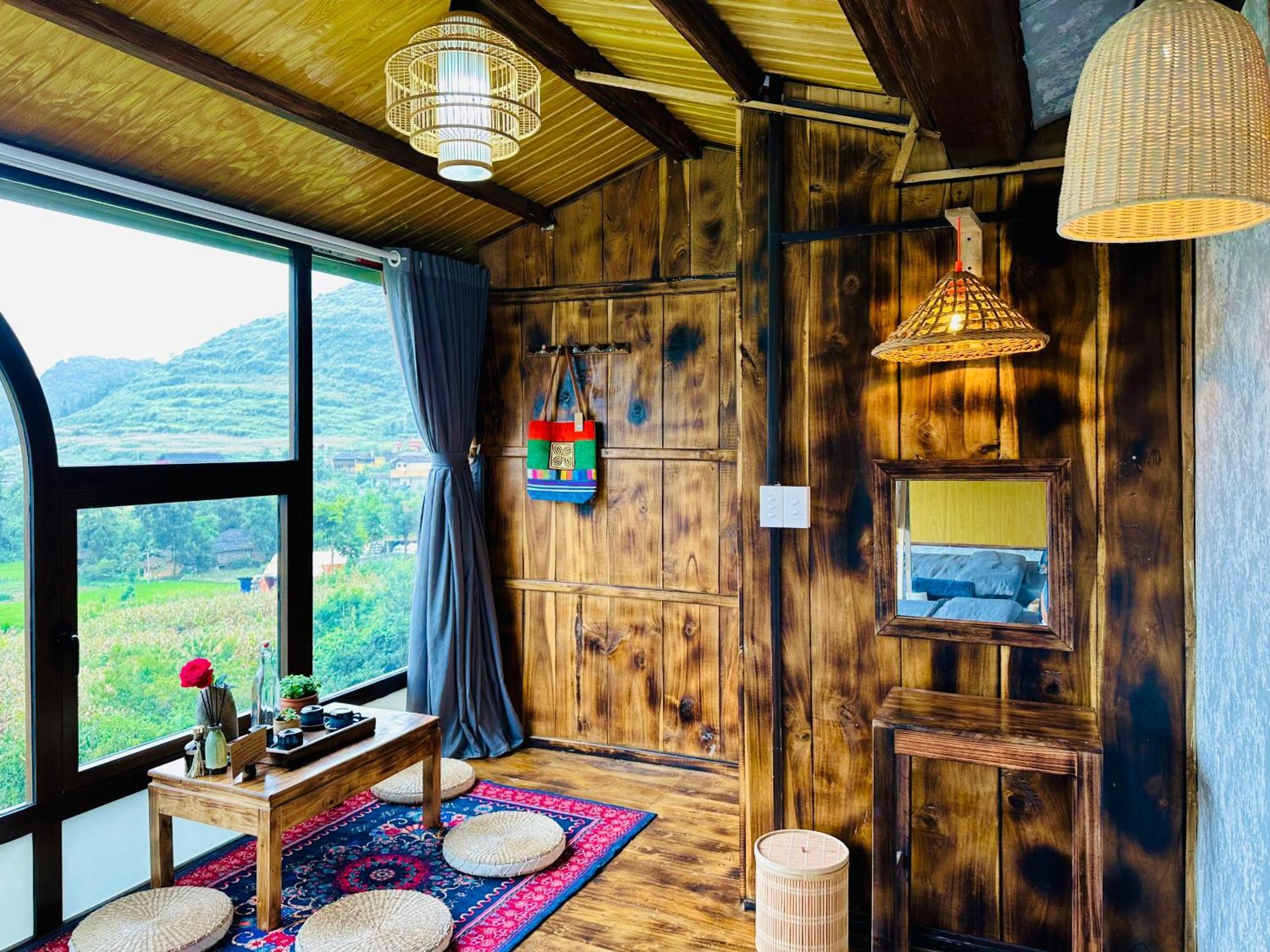 Khoi Homestay And Restaurant Loung Co Esterno foto