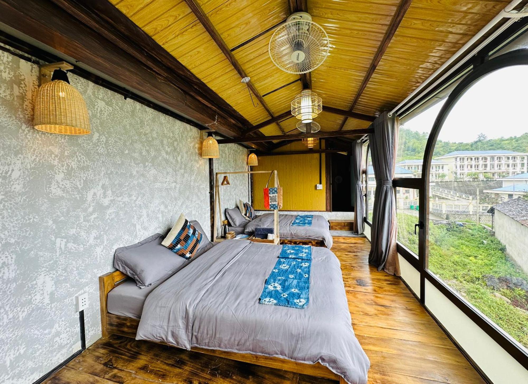 Khoi Homestay And Restaurant Loung Co Esterno foto