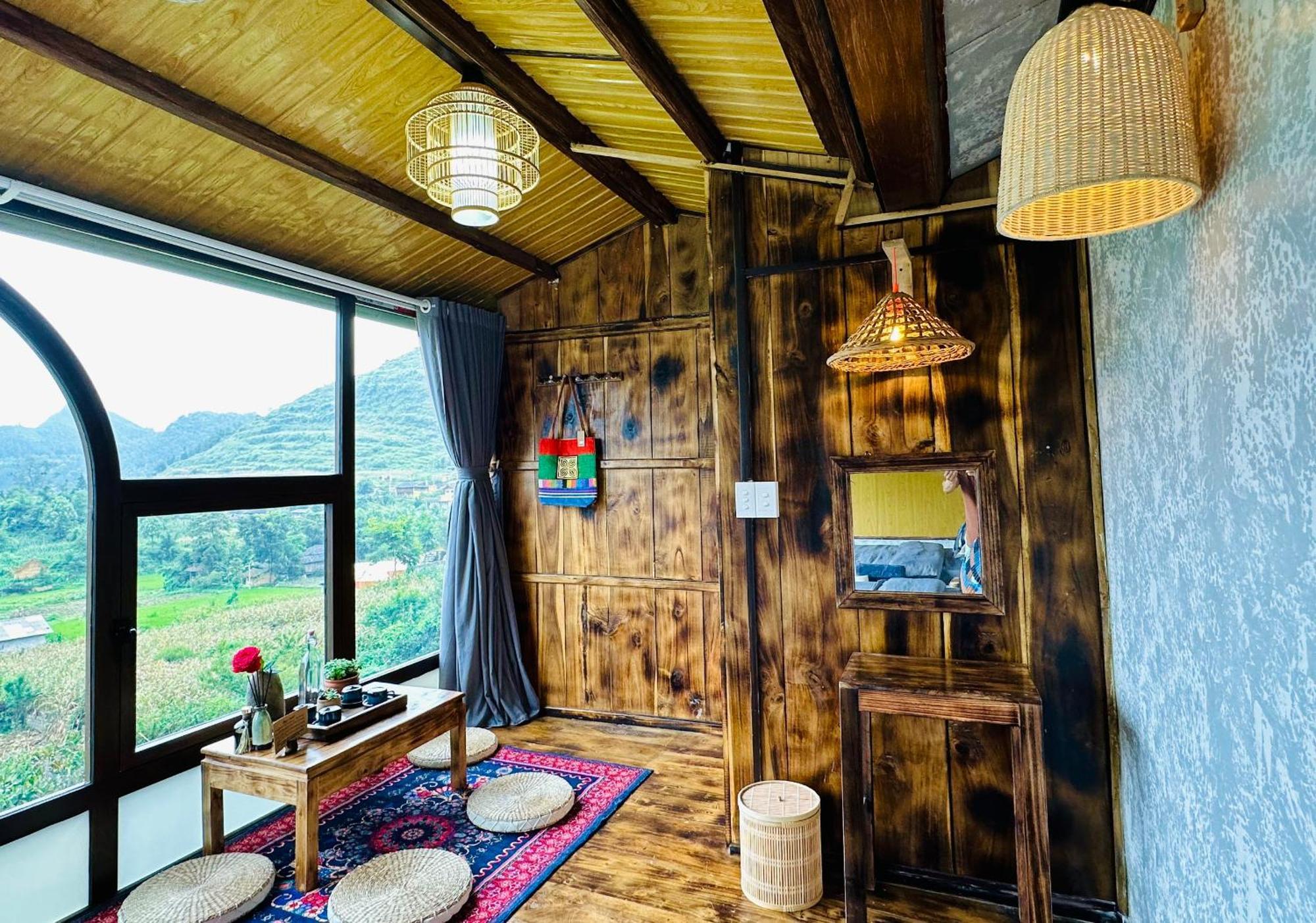 Khoi Homestay And Restaurant Loung Co Esterno foto