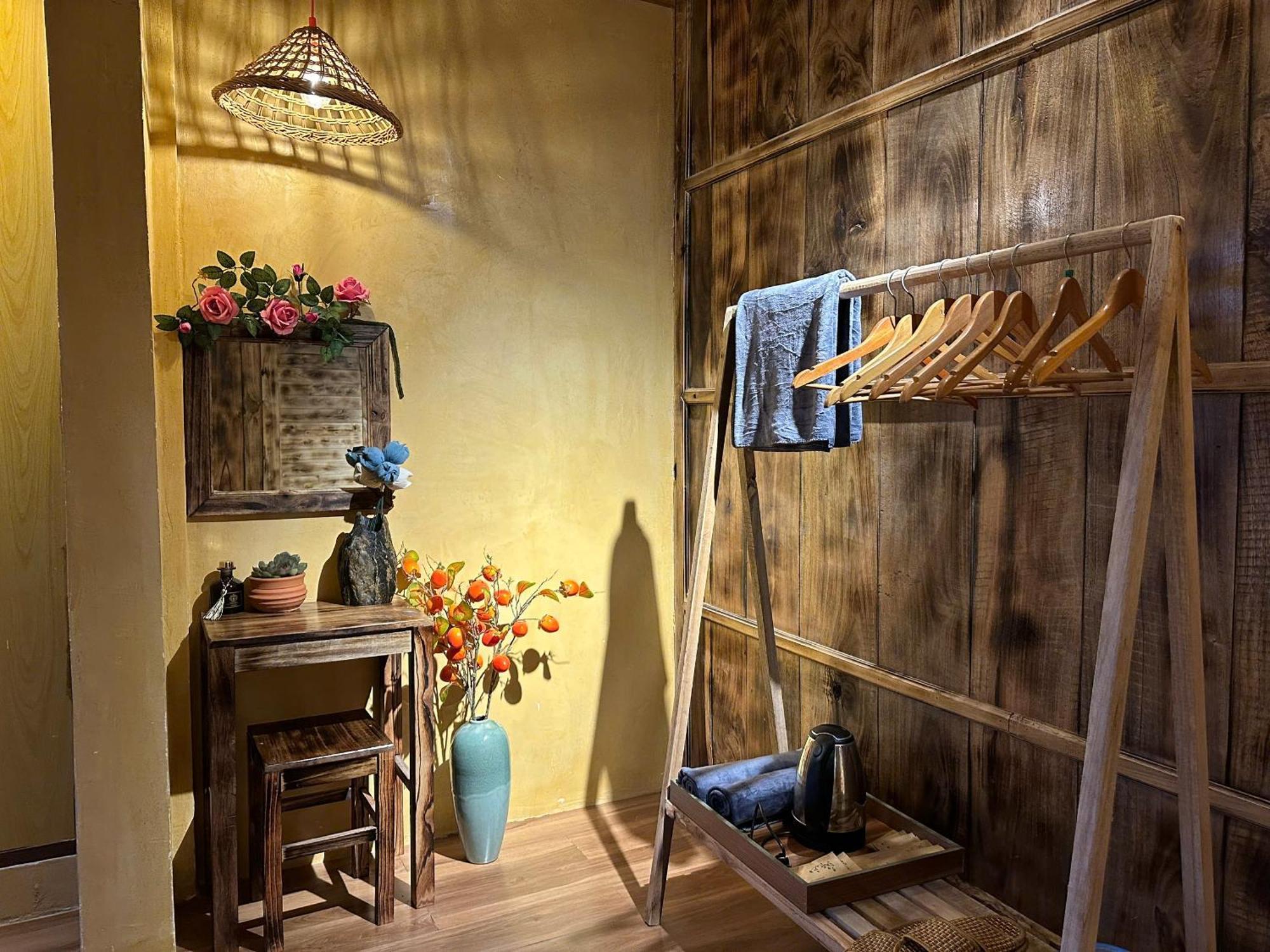 Khoi Homestay And Restaurant Loung Co Esterno foto