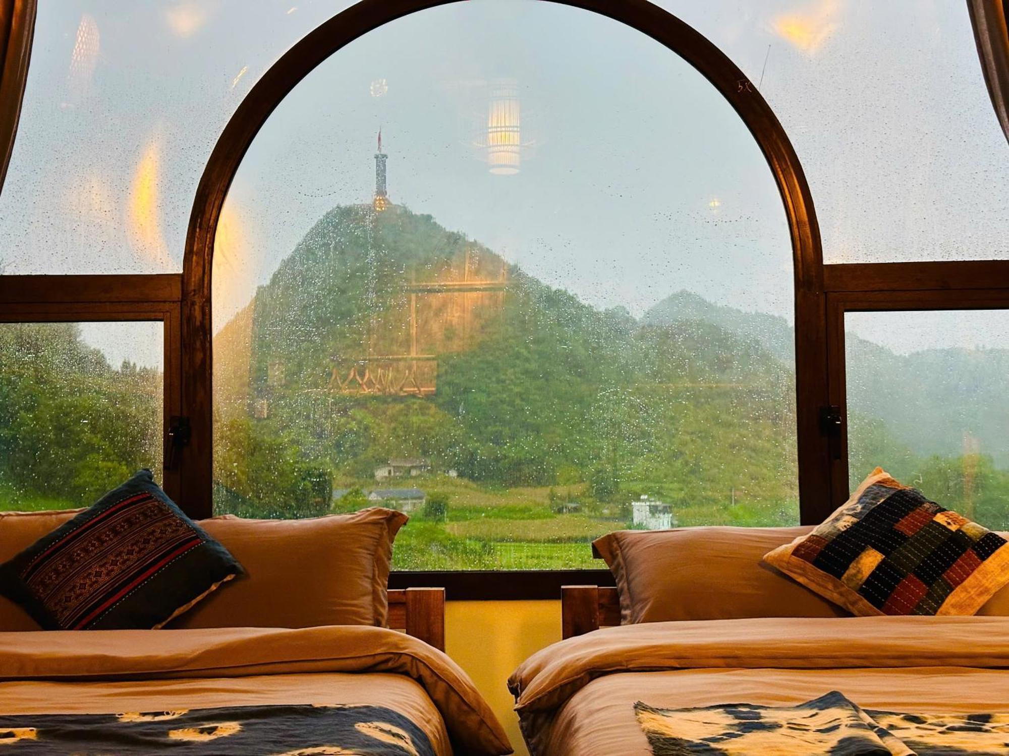 Khoi Homestay And Restaurant Loung Co Esterno foto